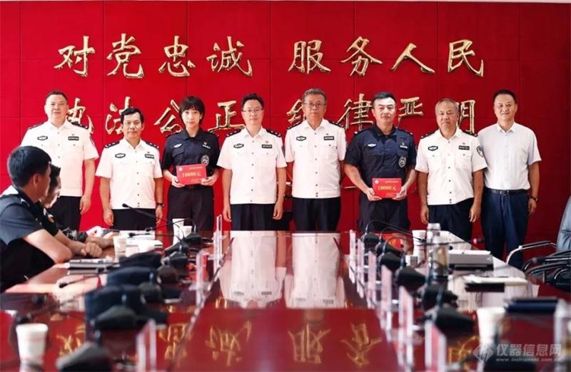 1-20092315215Q46.jpg 1-20092315215Q46.jpg