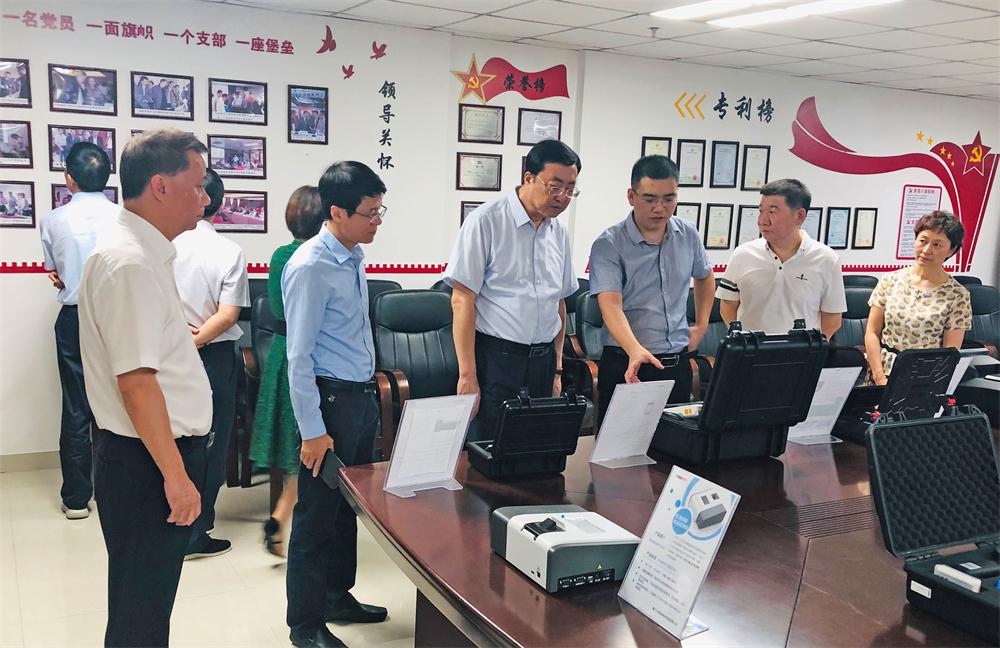 1-2009250U532A1.jpg 1-2009250U532A1.jpg